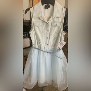 NWT Girl’s Light Blue Sleeveless tulle bottom Dress with Star Accents size 14